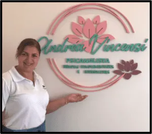 foto8-galeria-andreia-letreiro-de-parede-2m-letreiros-logo-em-pvc-logo-em-acrilico-logotipo-personalizado-letreiro-personalizado-300x263
